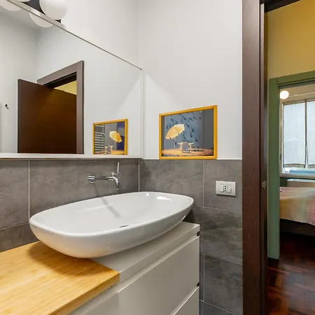 Apartment Cairoli E Garage