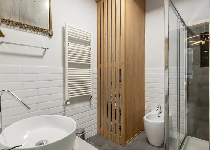 Apartament Cairoli E Garage